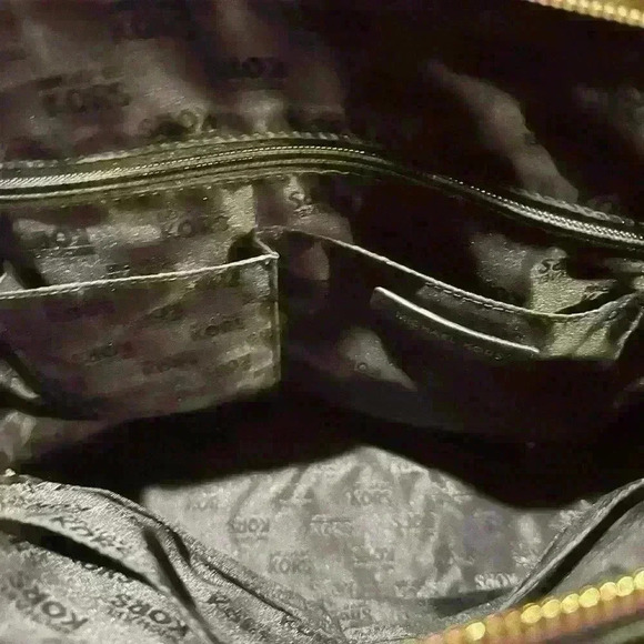 $498 Retail Michael Kors‎ MD DOME Like NEW Beautiful Authentic - Picture 3 of 5